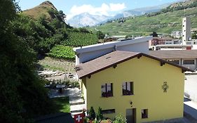 Le Merle Chatelain